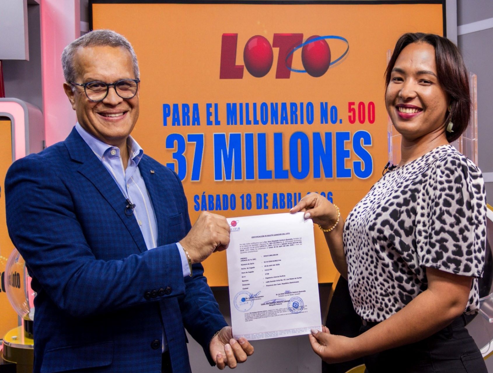 Joven emprendedora se convierte en la millonaria número 500 de LEIDSA