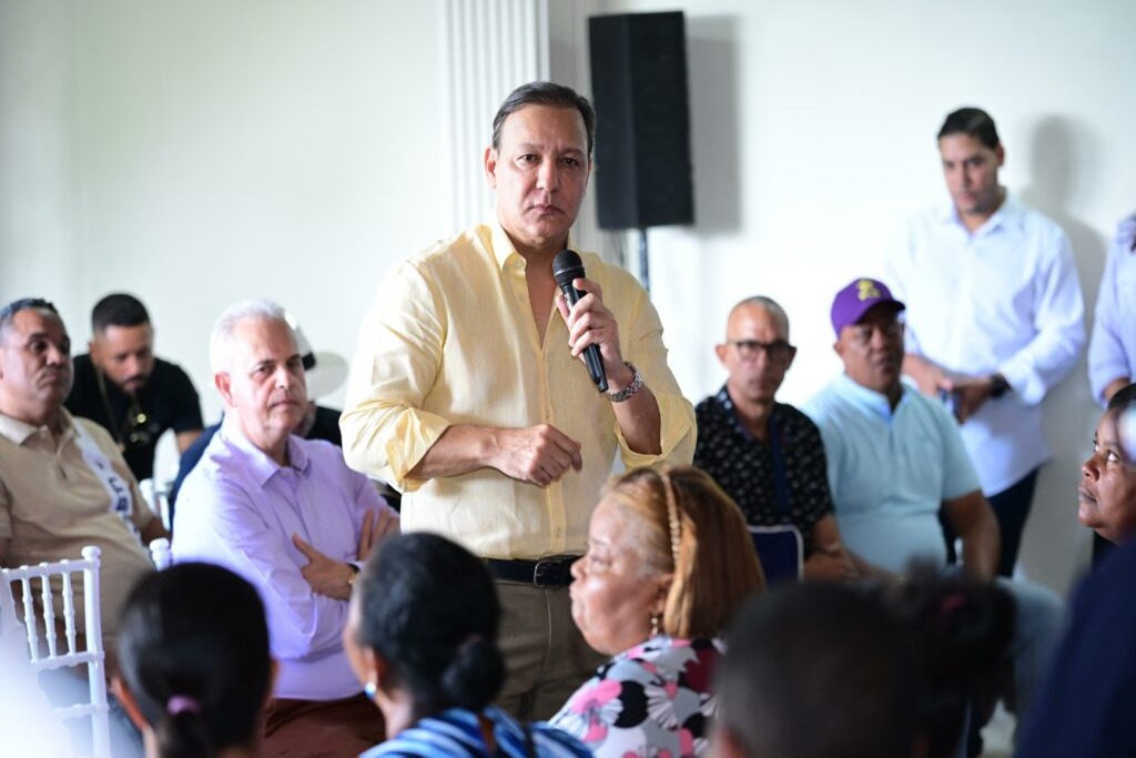Abel Martínez proclama desde La Vega el fin de las promesas vacías y el inicio de los resultados concretos