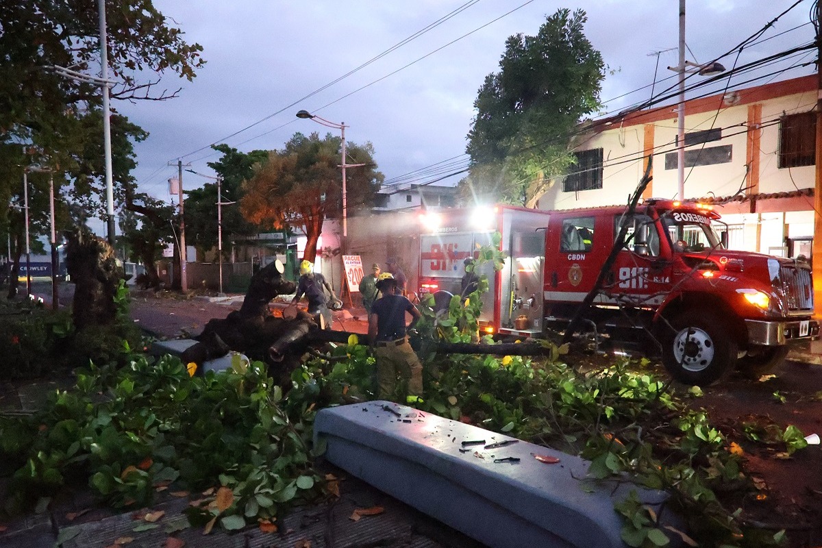 Clima Atípico Provoca Lluvias Persistentes en República Dominicana