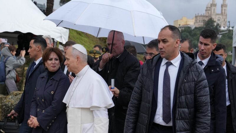 El Papa León XIV alerta sobre el peligro de la concentración de poder tecnológico para la democracia