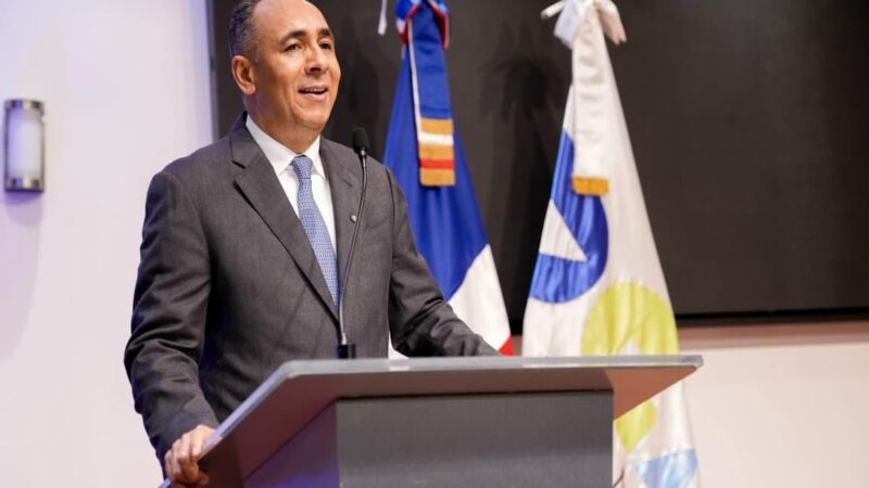 Nelson Arroyo transforma Aduanas en sus primeros 100 días de gestión