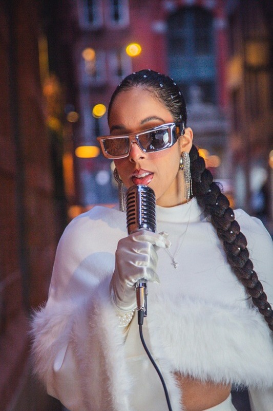 Jaslee busca conquistar el mundo de la bachata y el R&B