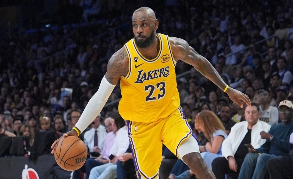 LeBron James retoma el liderazgo en los Lakers ante las bajas de Doncic y Reaves