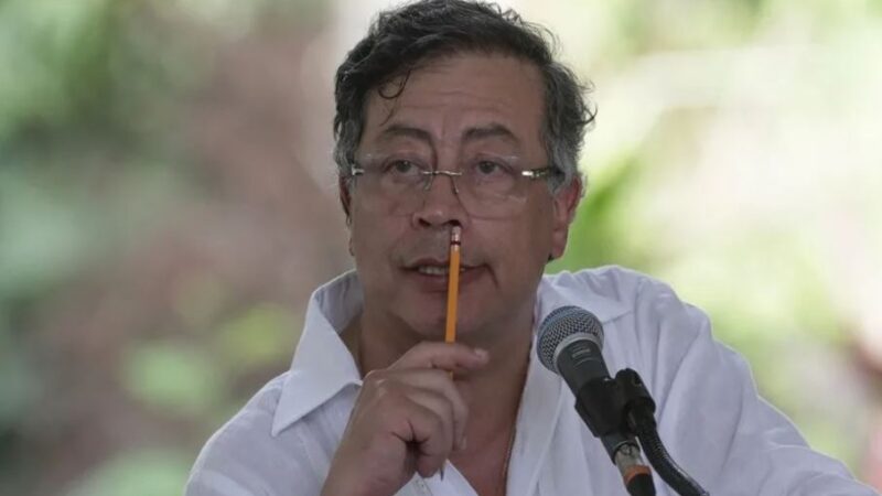 Colombia responde a Bolivia con cese de funciones del encargado de su embajada en Bogotá