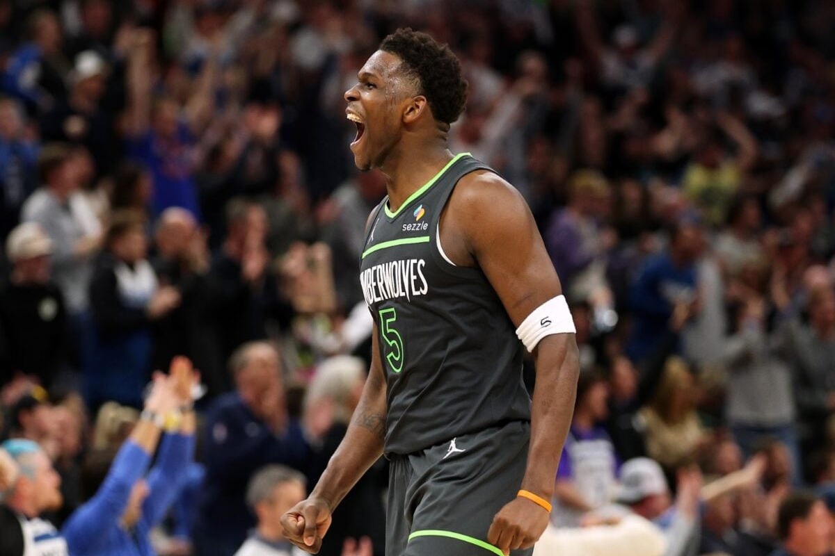 Anthony Edwards lidera la remontada y Minnesota iguala la serie ante San Antonio