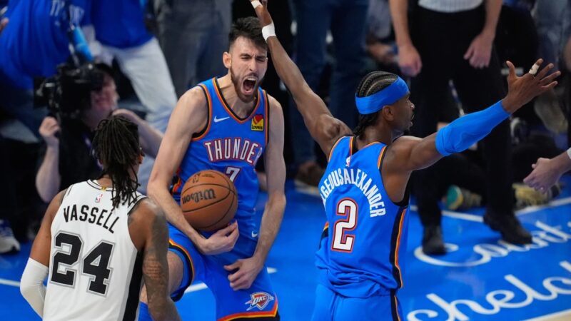 Gilgeous-Alexander impulsa al Thunder a igualar la serie con los Spurs