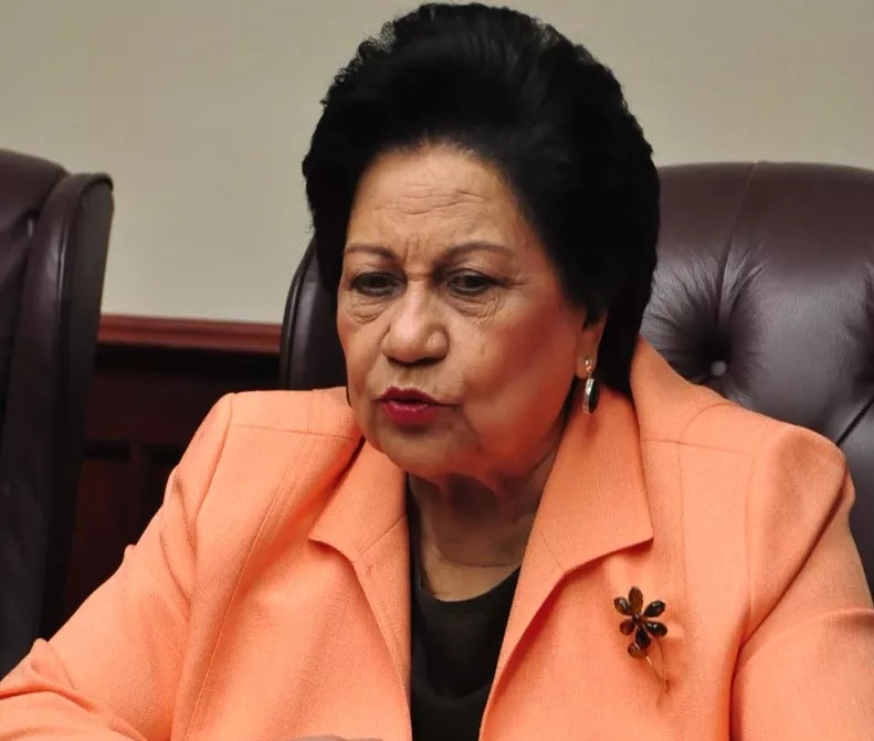 Ligia Amada Melo respalda consultas para reformar el sistema educativo dominicano