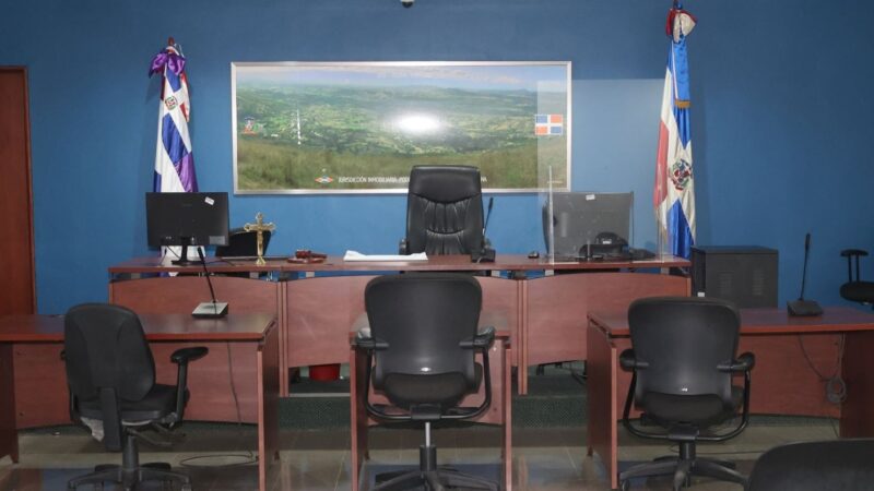 Jueces y servidores judiciales alzan su voz por mejoras laborales en el país