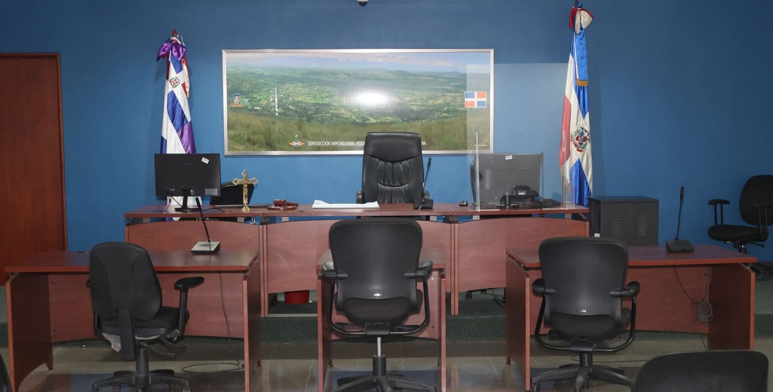 Jueces y servidores judiciales alzan su voz por mejoras laborales en el país