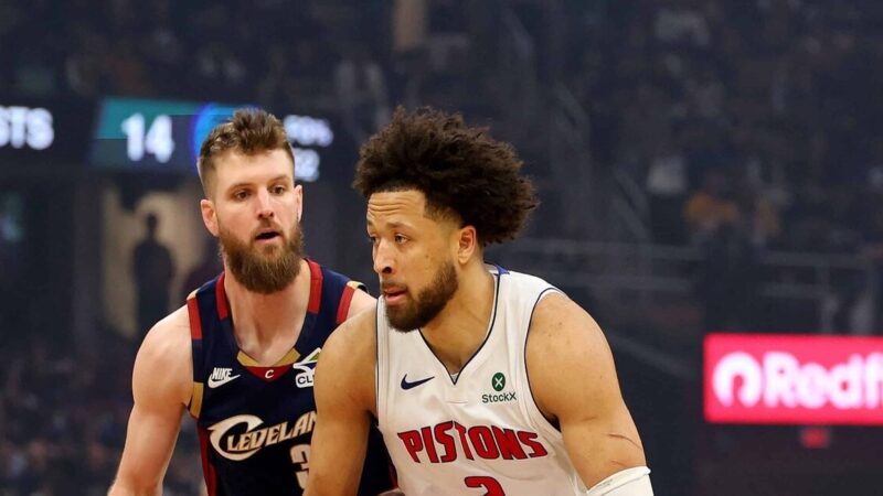 Pistons vencen en Cleveland y aseguran juego decisivo en la serie