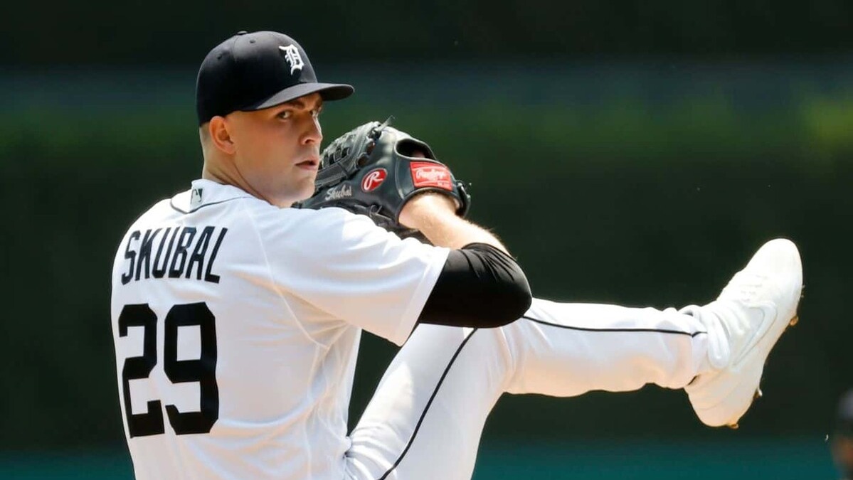Tarik Skubal inicia lanzamientos tras cirugía en el codo