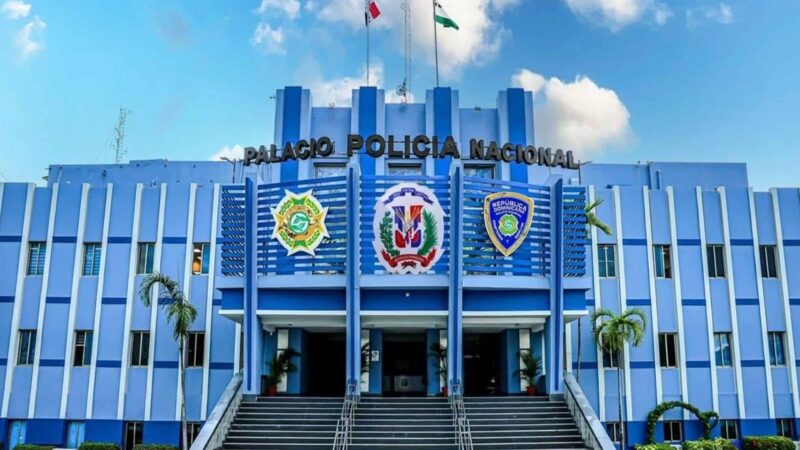 Hombre buscado por homicidio en Boca Chica se entrega a las autoridades