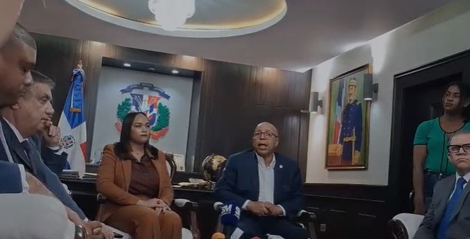 Debate intensifica en torno a la reforma del Código Laboral en República Dominicana