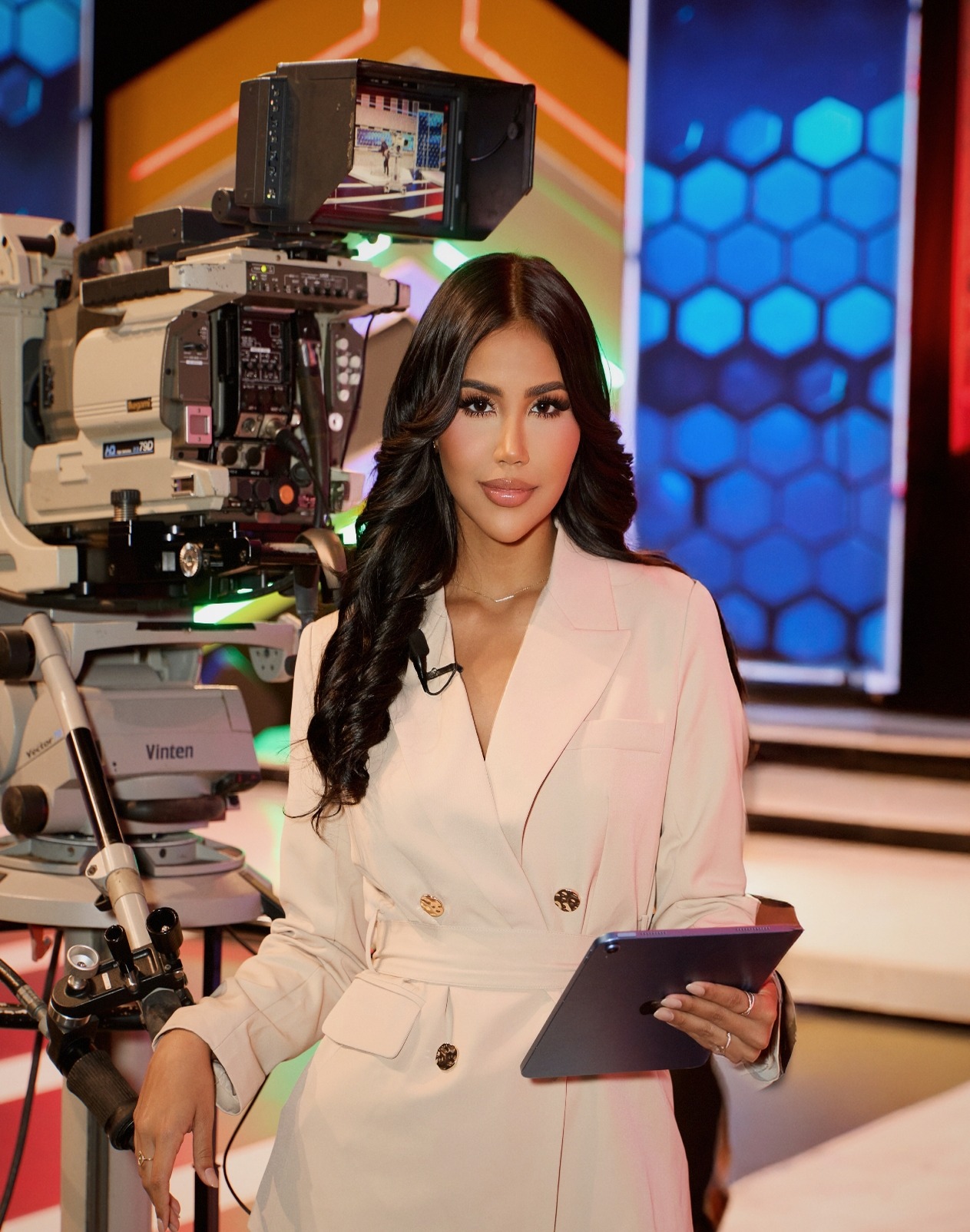 Orianna Falla busca dejar una huella positiva en la televisión dominicana