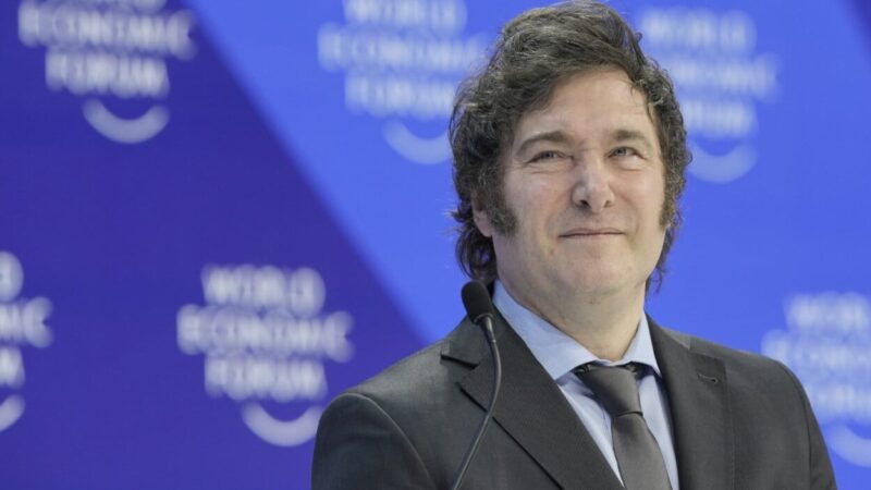 Tensión política en Argentina por ataques de Milei a la prensa