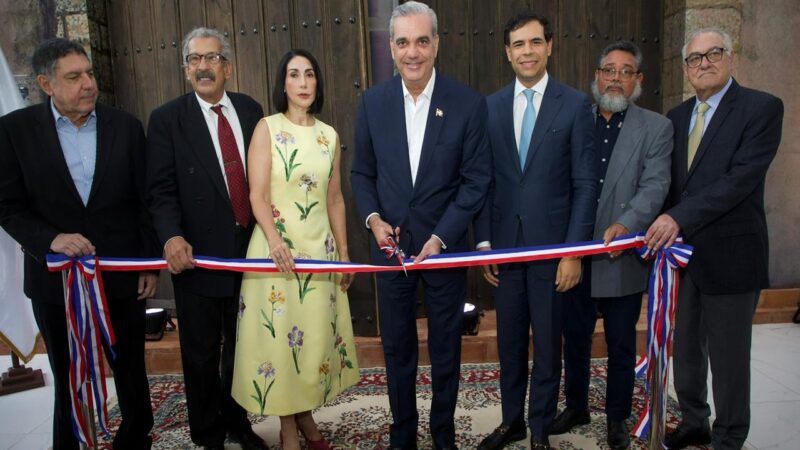 Luis Abinader inaugura renovado Museo Nacional de Historia y Geografía