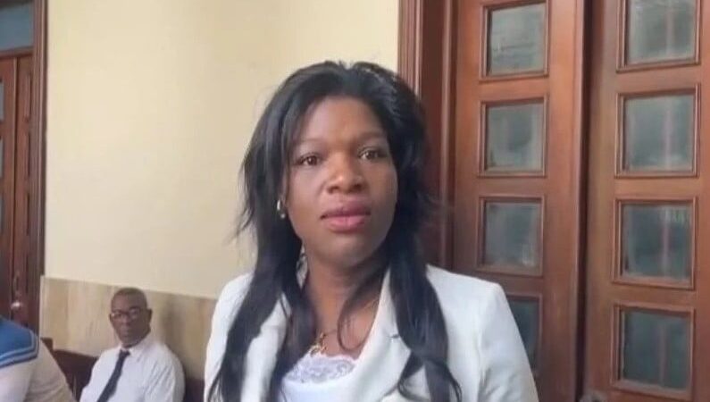 Elizabeth Silverio enfrenta sentencia y pierde a su abuela horas después