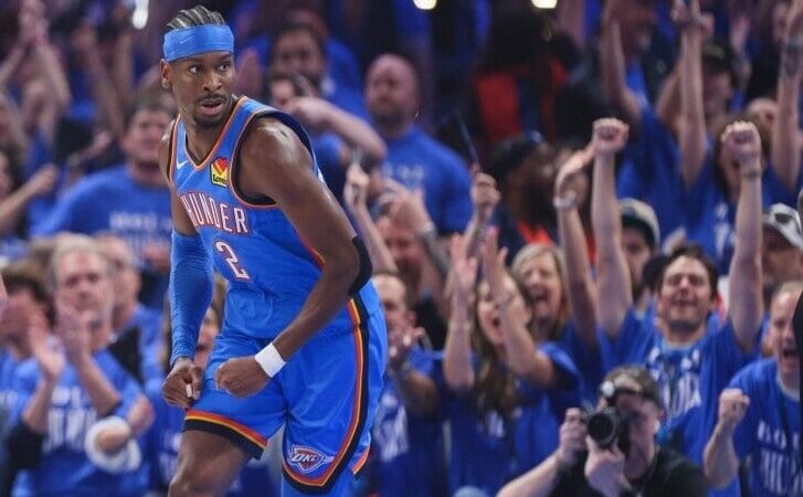 Oklahoma City Thunder arrasa a los Phoenix Suns en el inicio de los playoffs
