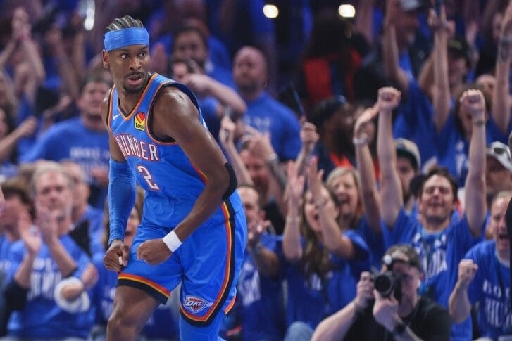 Oklahoma City Thunder arrasa a los Phoenix Suns en el inicio de los playoffs