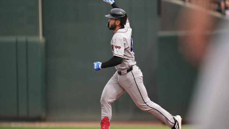 Adrián Del Castillo lidera victoria de los Diamondbacks con jonrón decisivo en la décima