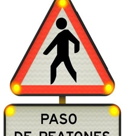 Nueva ley en Nueva York busca proteger a peatones en cruces sin semáforos