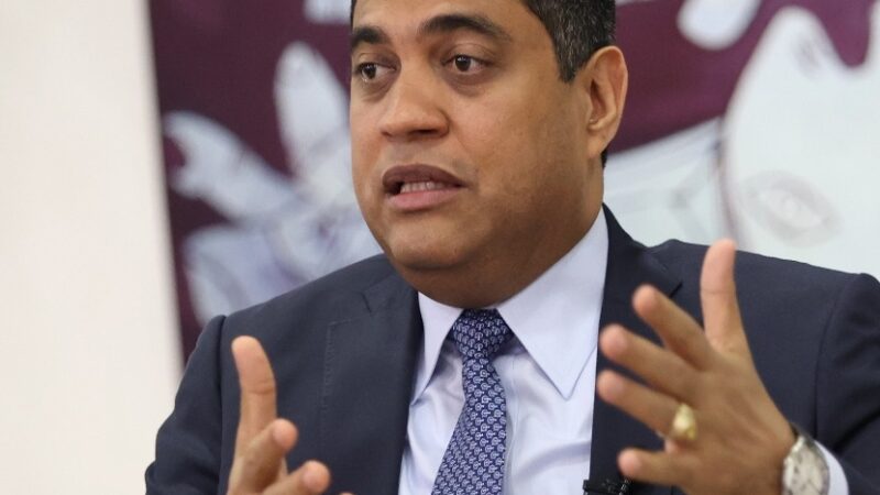 Kelvin Cruz denuncia deterioro del Estadio Quisqueya tras millonaria inversión