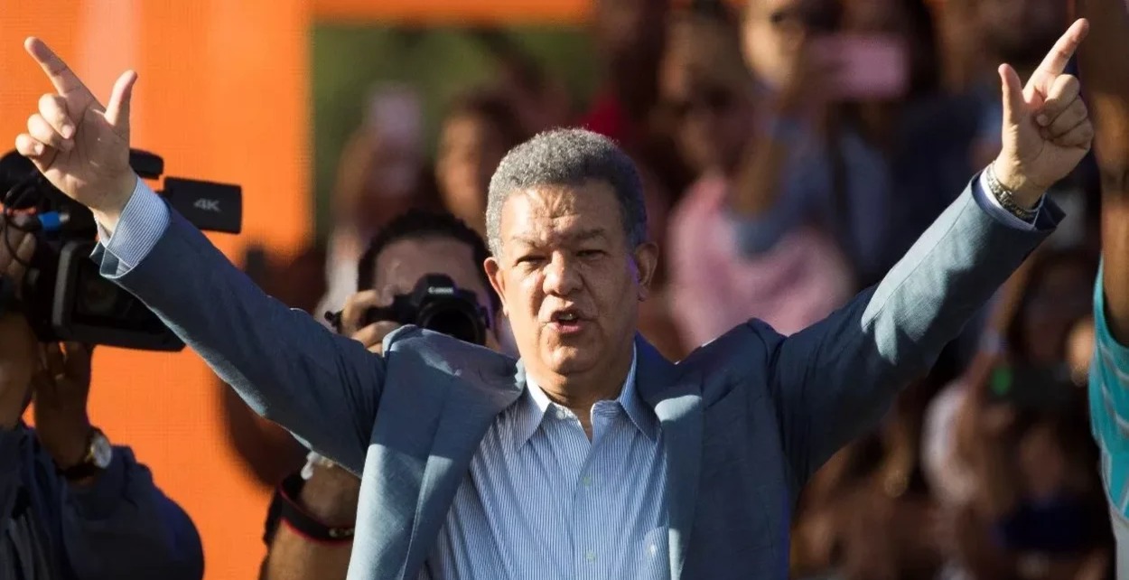 Leonel Fernández se reafirma como líder opositor tras la crisis del PLD