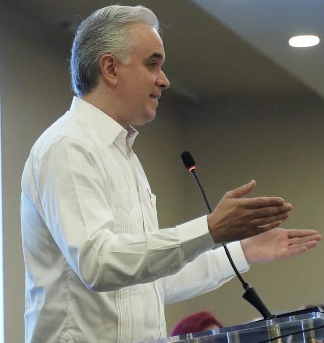 Ministro De Camps destaca importancia de la Evaluación de Desempeño Docente