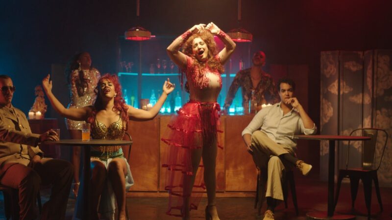 “Mansión Herminia”: El legado de un icónico club nocturno se revive en el teatro