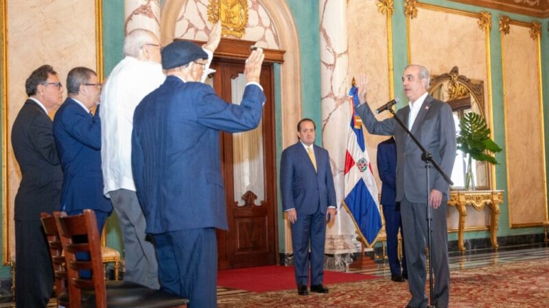 Presidente Abinader formaliza equipo para impulsar el Museo Histórico de la Gesta de Abril