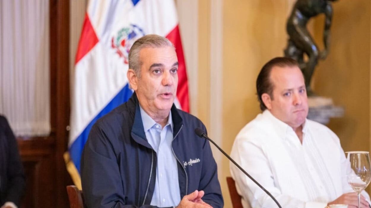 Desafíos estructurales y políticos en la República Dominicana