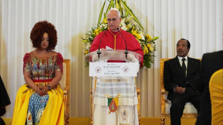 El Papa León XIV insta a las instituciones a servir al bien común en su visita a Camerún