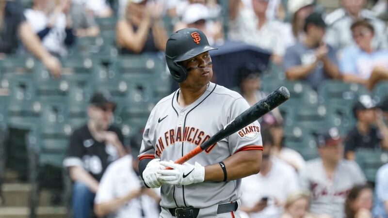 Rafael Devers enfrenta un difícil inicio con los Gigantes