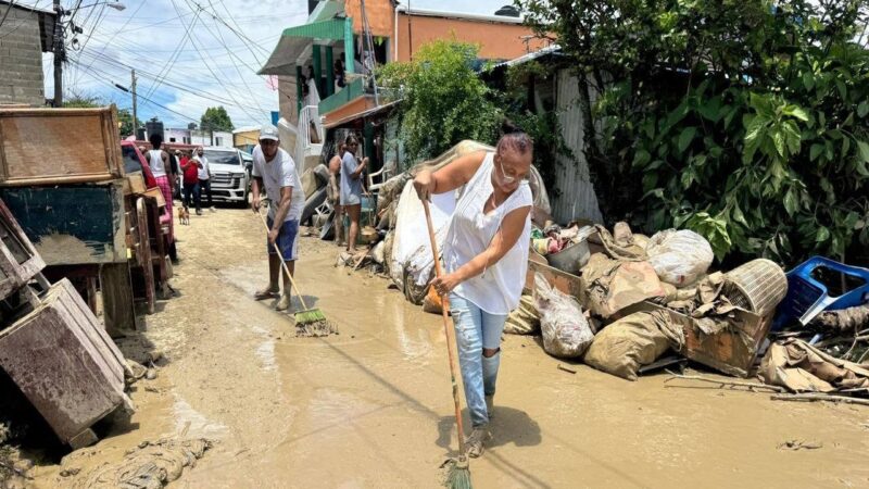Villa Montellano se recupera lentamente tras devastadoras inundaciones