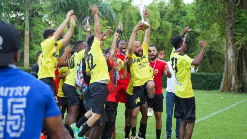 Triunfo de “Los Fiebruses” en la Copa VIMENCA de Haina