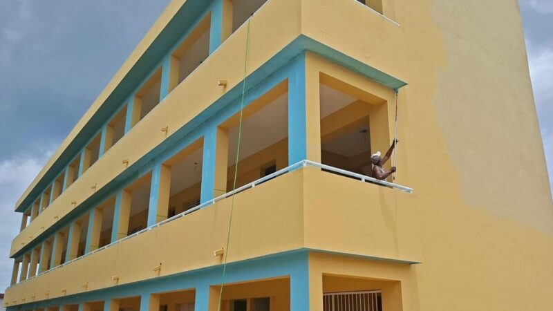 Río San Juan celebra reconstrucción de escuela tras 14 años de espera