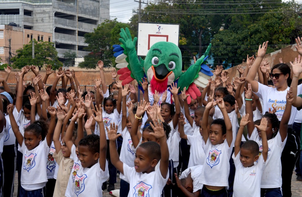 Santo Domingo recibe con entusiasmo el programa “Colí en tu Escuela”