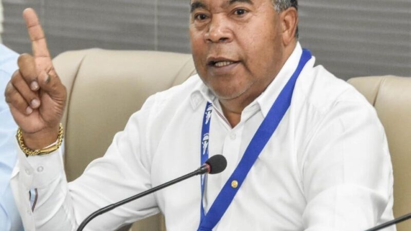 Conexiones deficientes obstaculizan evaluación docente en República Dominicana