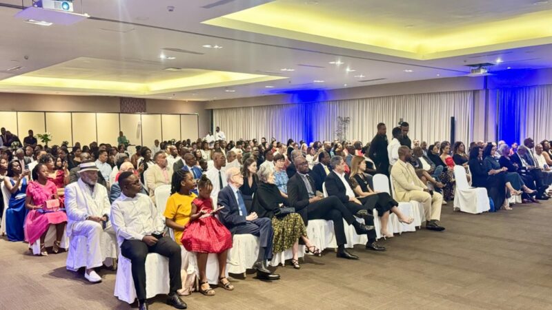 Fundación Zile celebra los XII Premios Diáspora con emotiva ceremonia en Santo Domingo