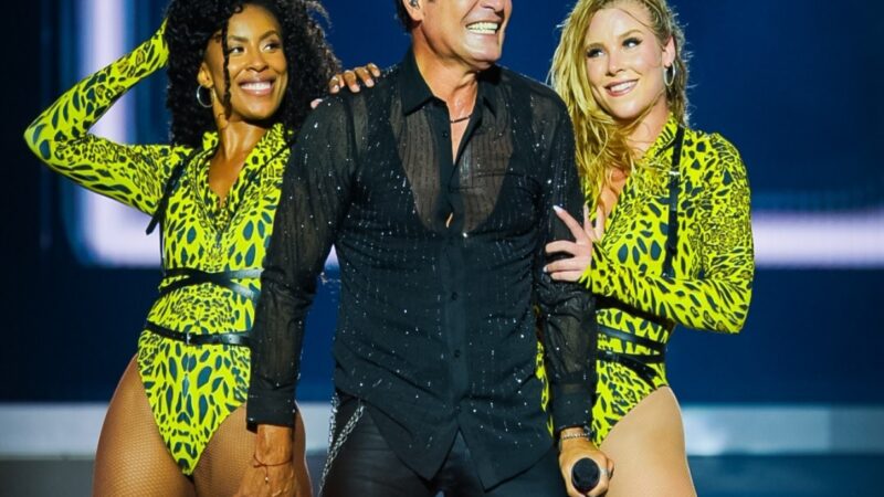 Chayanne desborda energía en el Auditorio Nacional de México