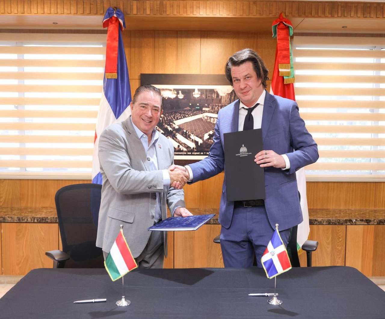 Nuevos acuerdos entre República Dominicana y Hungría potenciarán la conectividad aérea