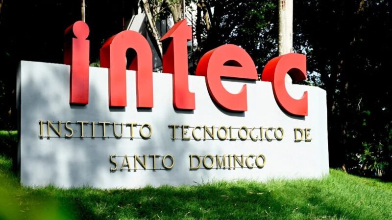 Estudiantes del INTEC triunfan en la competencia República de Ideas