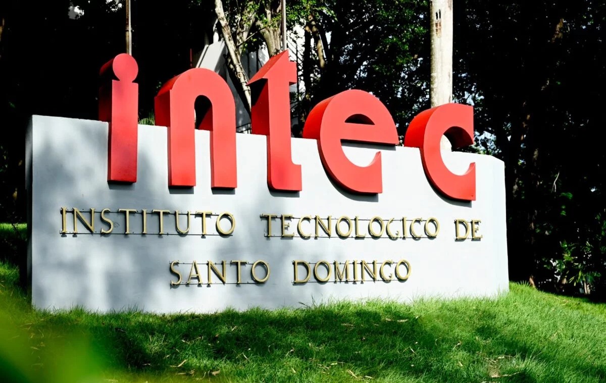 Estudiantes del INTEC triunfan en la competencia República de Ideas