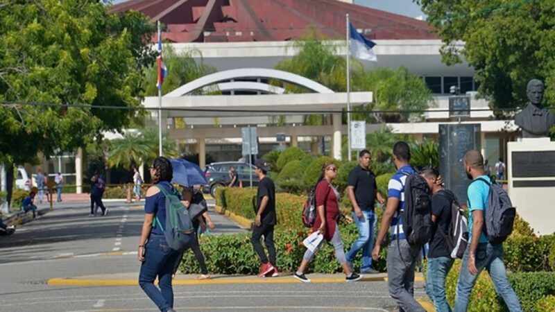 Crecimiento económico atrae a la juventud dominicana hacia provincias emergentes