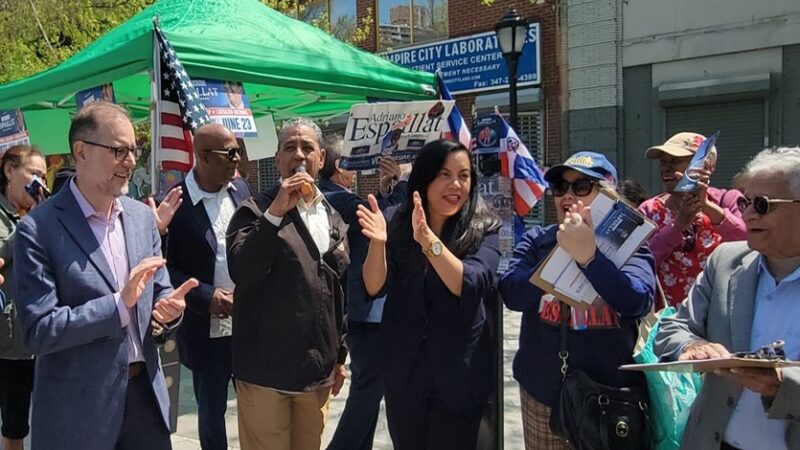 Adriano Espaillat refuerza su campaña en Manhattan con el apoyo de Analilia Mejía