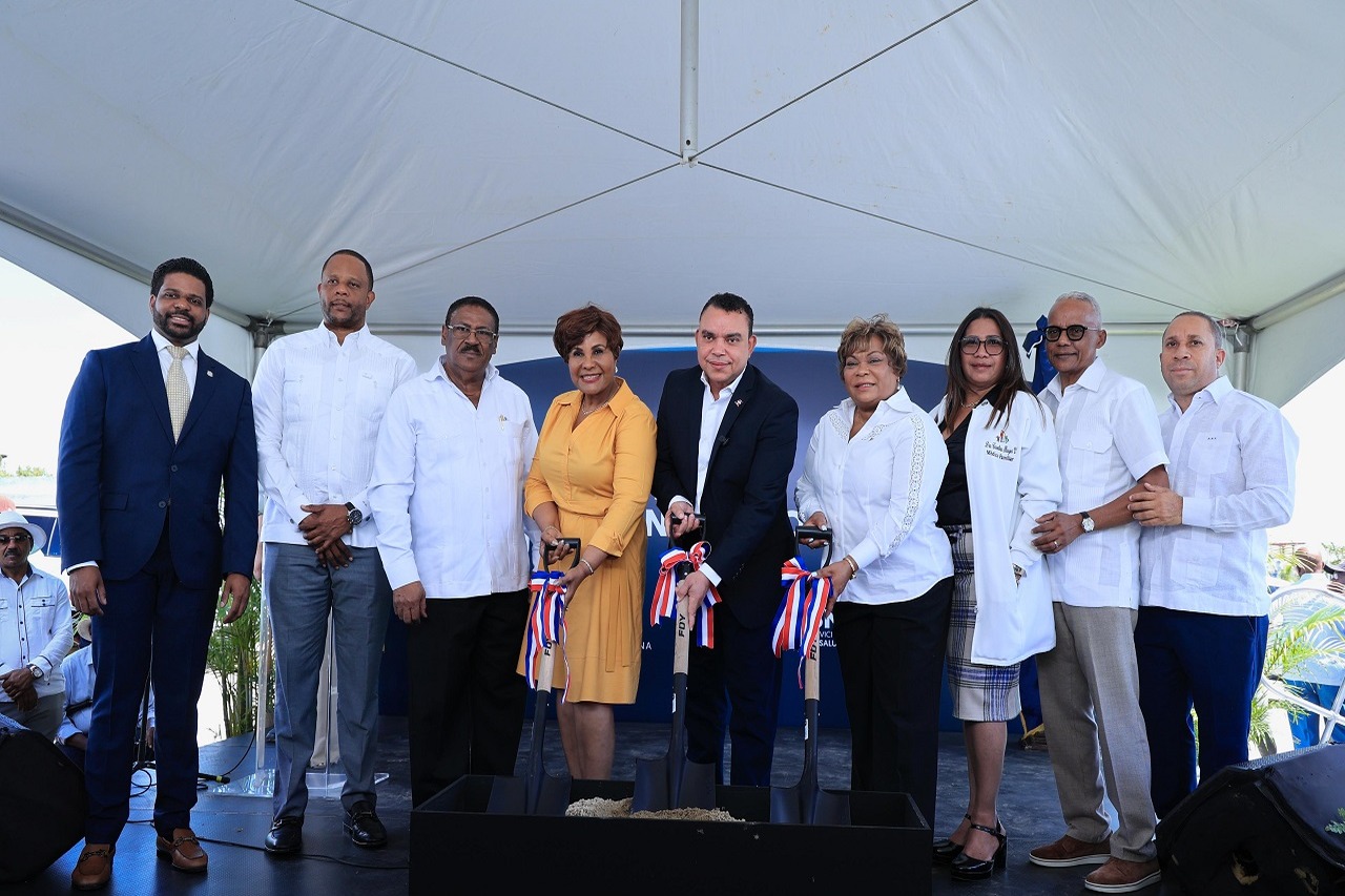Se inicia construcción de moderno Hospital Pediátrico en Boca Chica con inversión millonaria