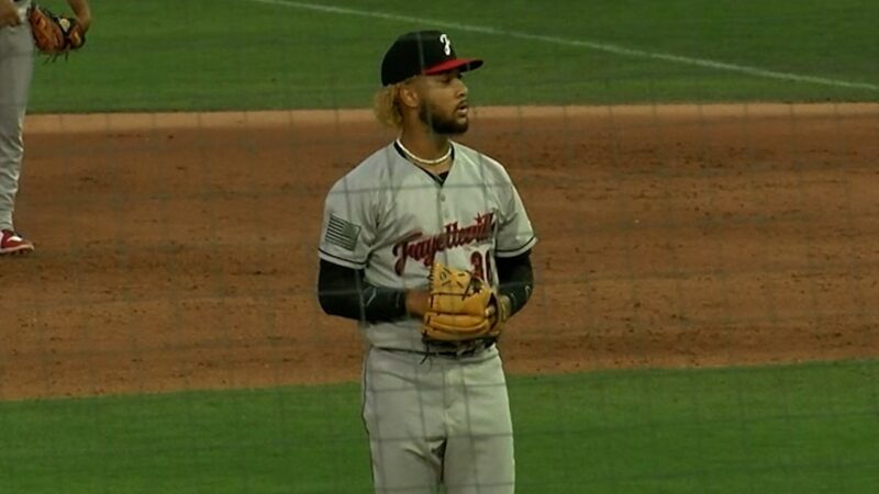 Yankees refuerzan su pitcheo con el joven talento dominicano Wilmy Sánchez