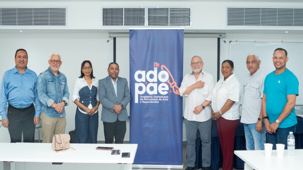 Fausto Polanco asume la presidencia de Adopae con nueva directiva
