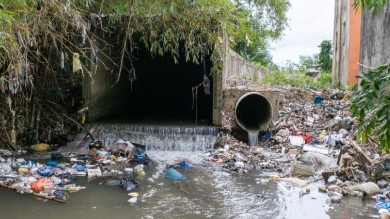 Aumenta el riesgo de enfermedades tras las lluvias en República Dominicana