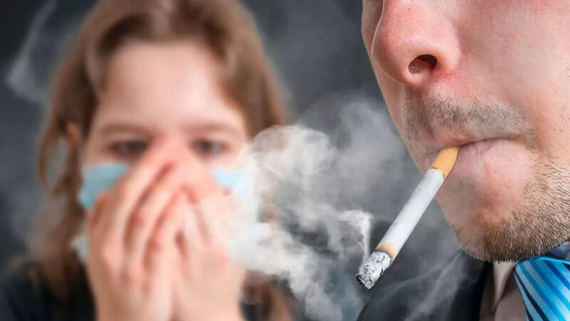 Neumólogos advierten sobre el impacto del tabaco en jóvenes y niños